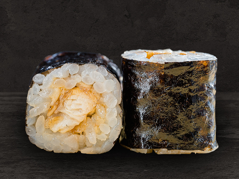 Ролл с копченым угрем Ролл с копченым угрем