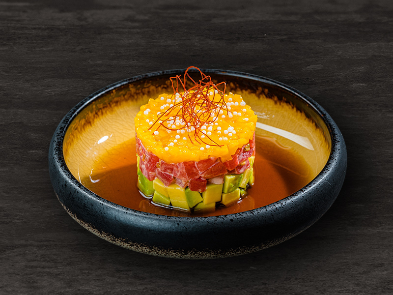 Тартар с тунцом Тартар с тунцом