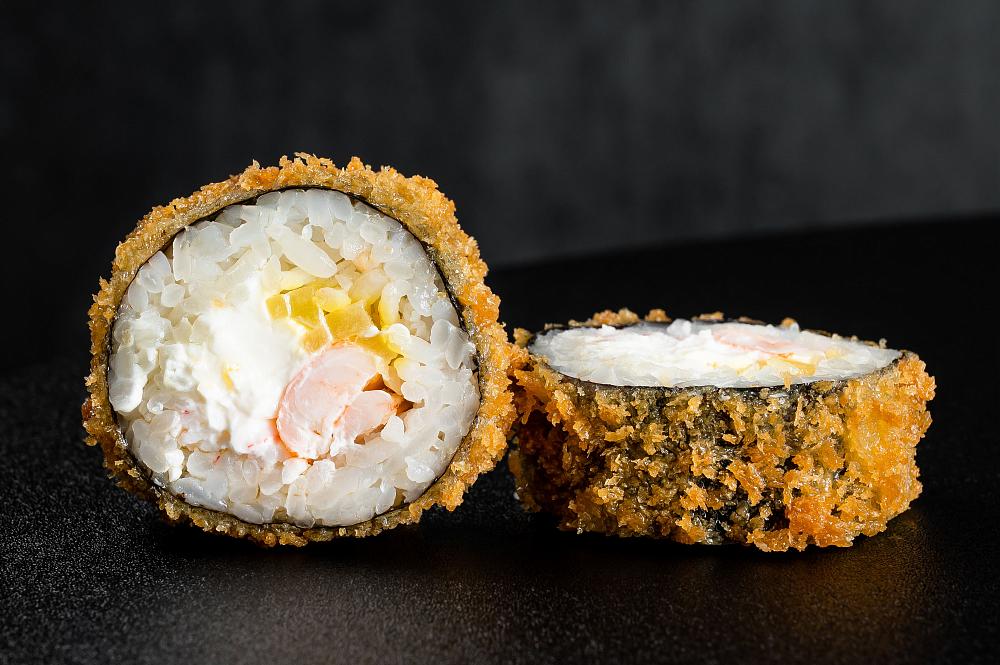 Ролл-темпура с креветкой и камчатским крабом