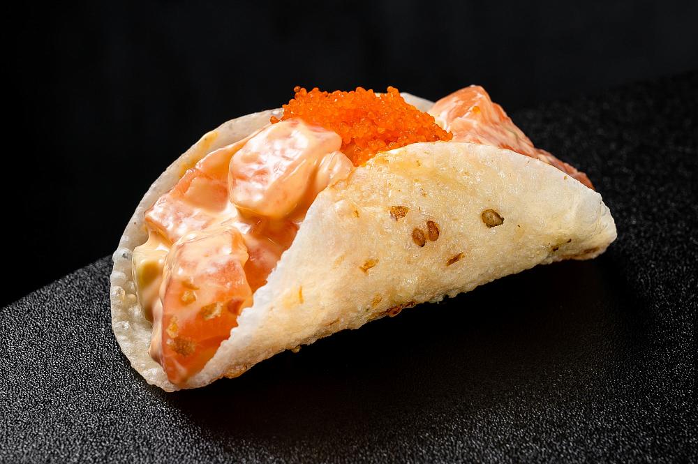 Тако с лососем