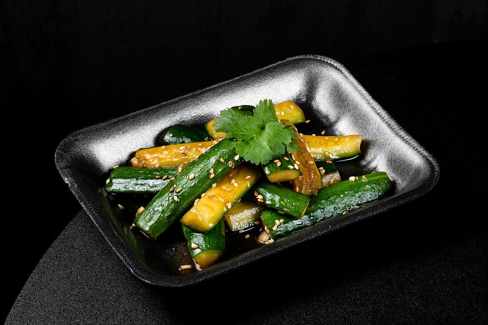 Салат Битые огурцы