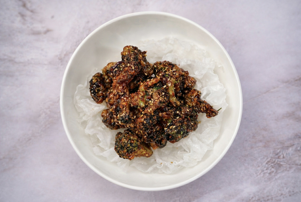 Хрустящие брокколи в кисло-сладком соусе